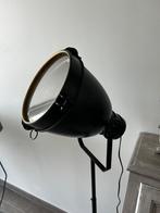 Staande lamp, Huis en Inrichting, Lampen | Vloerlampen, Industrieel, 100 tot 150 cm, Ophalen of Verzenden, Metaal