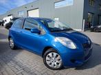 Toyota Yaris 1.0 Benzine – 3 deurs - 12 MAANDEN GARANTIE, Auto's, Toyota, Stof, Gebruikt, Blauw, 127 g/km