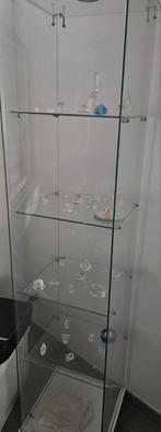 Glazen kast met swarofski beeldjes, Verzamelen, Swarovski, Ophalen, Zo goed als nieuw