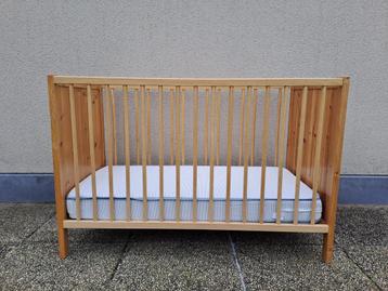 Babypark, Babybed beschikbaar voor biedingen