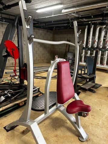 Shoulder press panatta beschikbaar voor biedingen