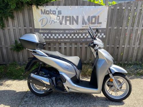 honda sh 300 abs bj 2020 zeer goede staat + opties, Motoren, Motoren | Honda, Bedrijf, Scooter, 12 t/m 35 kW, 1 cilinder, ABS