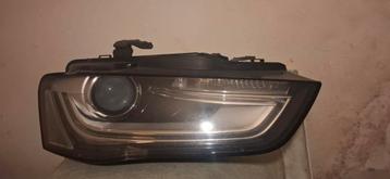 Phare Audi A4 B8 beschikbaar voor biedingen