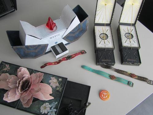 LOTJE TOMORROWLAND TREASURE CASES/BRACELETS/BUTTON, Tickets en Kaartjes, Evenementen en Festivals