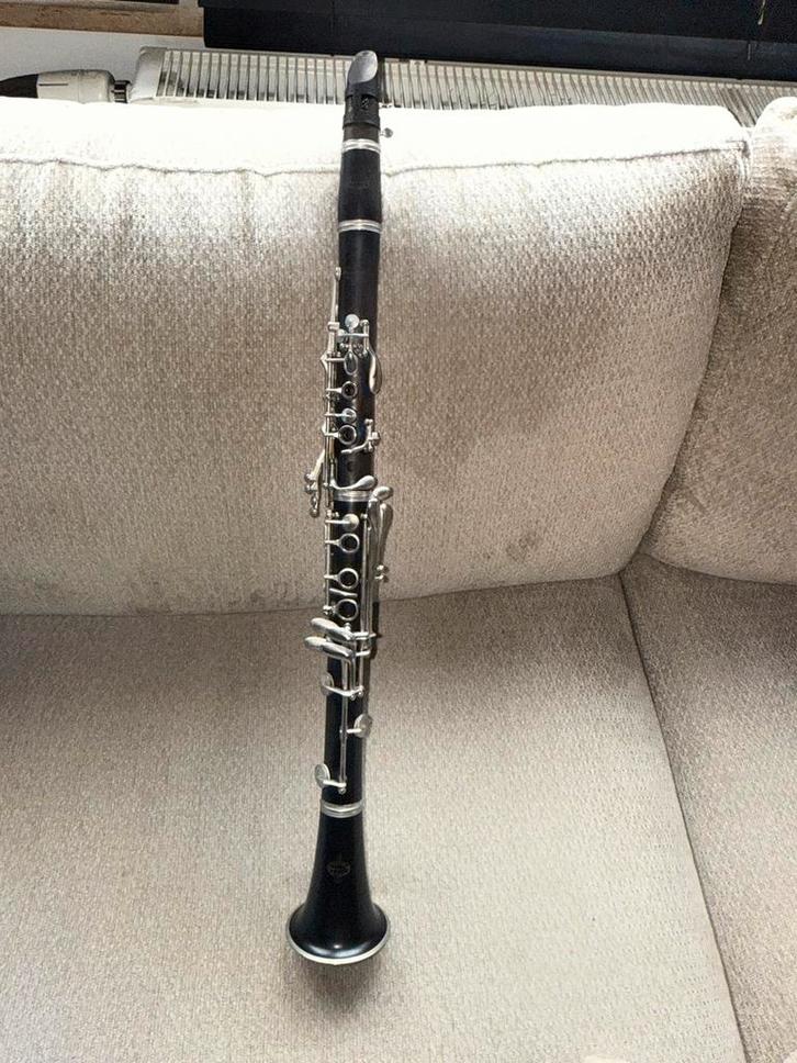 Klarinet buffet crampon E-11 ( hout ) uitstekend staat, Muziek en Instrumenten, Blaasinstrumenten | Klarinetten, Zo goed als nieuw