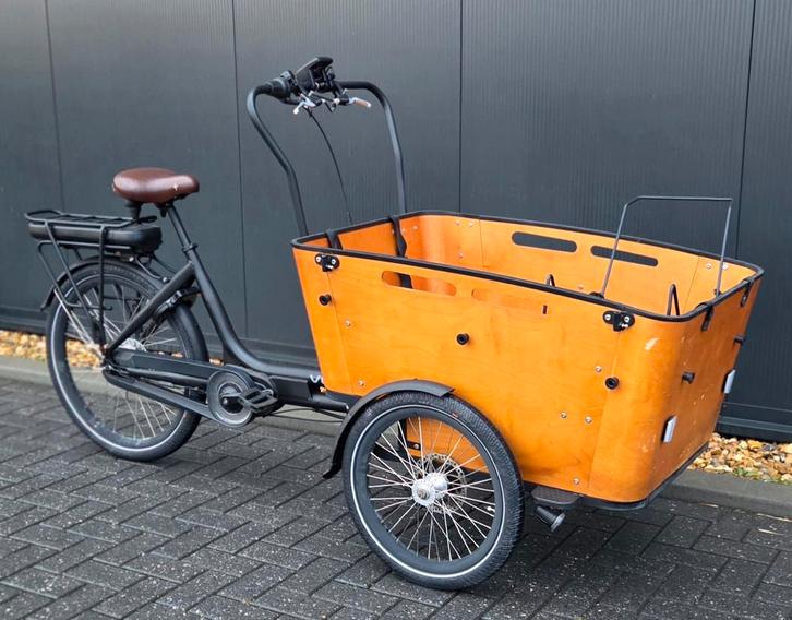 VOGUE Carry-3 3052km bakfiets met middenmotor Zwart, Fietsen en Brommers, Fietsen | Bakfietsen, Goederen, Huif, Ophalen