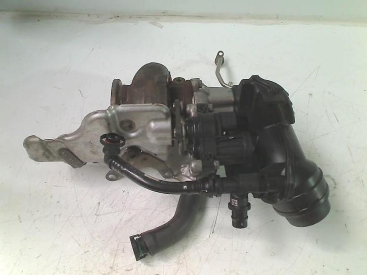 TURBO Volkswagen Golf VIII (CD1) (01-2019/-) (05c145701b), Auto-onderdelen, Motor en Toebehoren, Volkswagen, Gebruikt