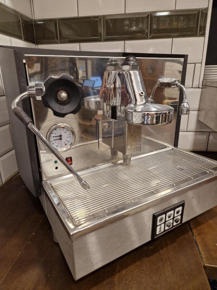 Koffiemachine met molen, Elektronische apparatuur, Koffiemachine-accessoires, Zo goed als nieuw, Ophalen