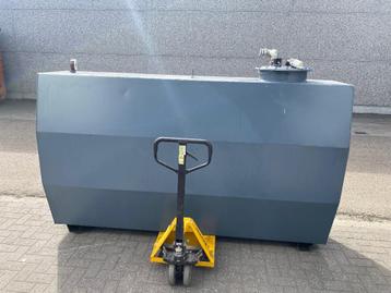 OLIETANK DUBBELWANDIG 2400 LITER beschikbaar voor biedingen