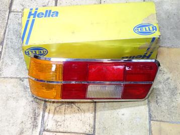 Nieuwe achterlichtglazen Audi 100 C1