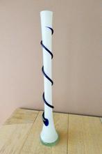 Beau Vase Soliflore Vintage Verre Opaline Blanc H. 50 cm., Enlèvement