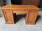 Antiek bureau/ schoollessenaar leraar, Ophalen
