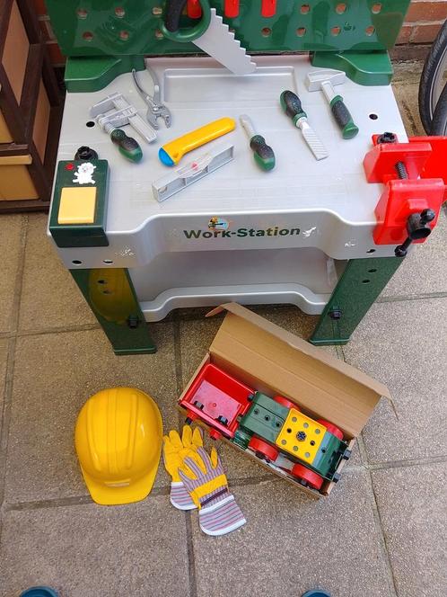 BOSCH🤔WERK BANK MET TOEBEHOREN 😳👌, Kinderen en Baby's, Speelgoed | Speeltafels, Zo goed als nieuw, Ophalen of Verzenden