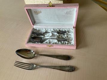 Verzilverde lepels en vorkjes  beschikbaar voor biedingen