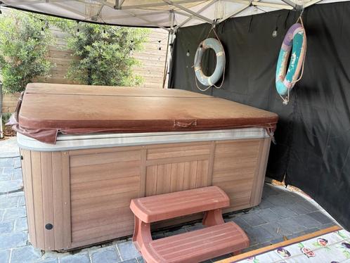 Jacuzzi te koop, Tuin en Terras, Bubbelbaden en Hottubs, Gebruikt, Vast, Filter, Ophalen