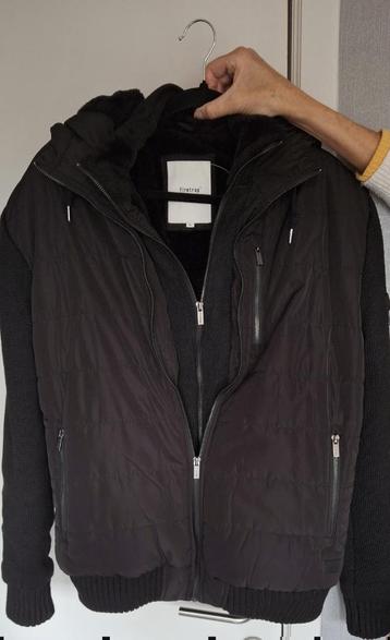 WINTERVEST ZWART, MEDIUM (NIEUW) beschikbaar voor biedingen