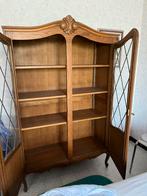 Vitrine kast. L=113cm. D=45cm. H=185cm., Huis en Inrichting, Kasten | Vitrinekasten, Ophalen, Zo goed als nieuw