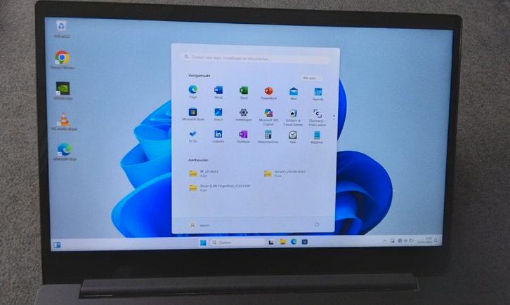Laptop, Informatique & Logiciels, Ordinateurs portables Windows, Comme neuf, 15 pouces, SSD, Moins de 2 Ghz, 16 GB, Azerty, Enlèvement ou Envoi
