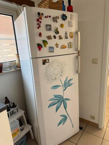 Koelkast beschikbaar eind december beschikbaar voor biedingen