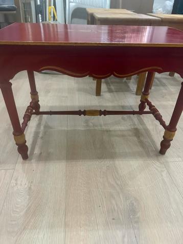 Petite table bois, Enlèvement