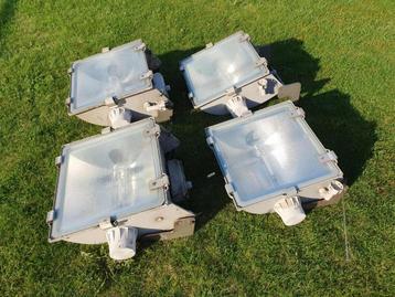 Schijnwerper verstraler 1000W terreinverlichting beschikbaar voor biedingen