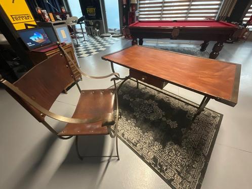 Vintage Bureau en stoel  zwaar smeedijzer en leer, Huis en Inrichting, Bureaus, Bureau, Ophalen