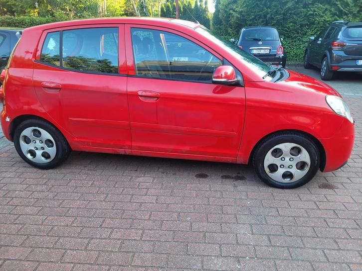 Kia Picanto 1.1 CRDi Diesel – 2010, Auto's, Kia, Particulier, Picanto, Diesel, Euro 4, Berline, 5 deurs, Handgeschakeld, Rood