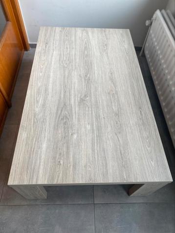 Salontafel beschikbaar voor biedingen