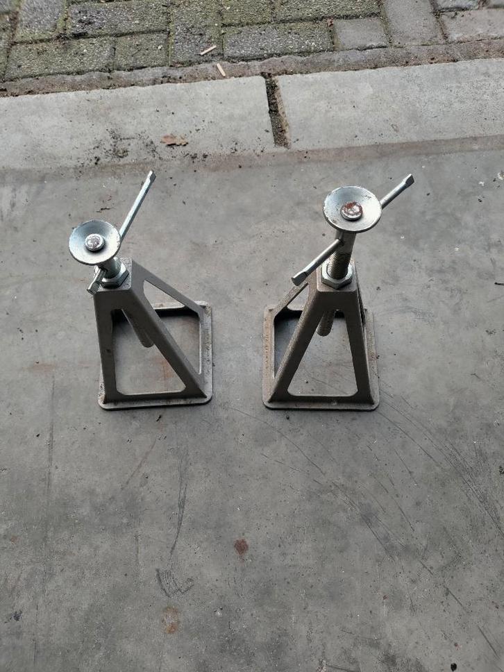 2 alu verstelbare steunpoten, Caravans en Kamperen, Kampeeraccessoires, Zo goed als nieuw, Ophalen