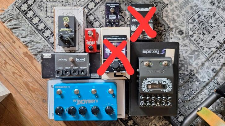Pédales et Board, Muziek en Instrumenten, Effecten, Zo goed als nieuw, Chorus, Delay of Echo, Distortion, Overdrive of Fuzz, Reverb