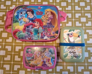 Lunchzakje met broodddoos van Disney (met prinsessen) en bro beschikbaar voor biedingen