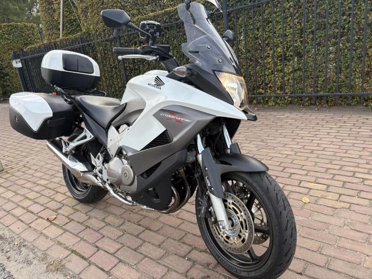 VFR 800 X Crossrunner, Motoren, Motoren | Honda, Bedrijf, Toermotor, meer dan 35 kW, 4 cilinders, Motorrijbewijs A, ABS, Ophalen