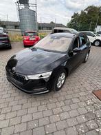 Skoda octvia 33.000 km 2024, Auto diversen, Ongevalwagen, Ophalen of Verzenden, Automaat, Skoda