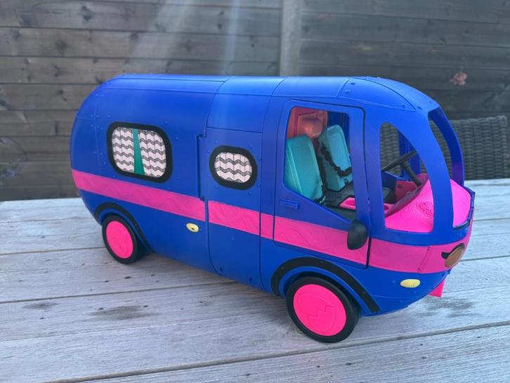 L.O.L Surprise OMG 4 in 1 Glamper, Kinderen en Baby's, Speelgoed | Poppenhuizen, Zo goed als nieuw, Ophalen of Verzenden