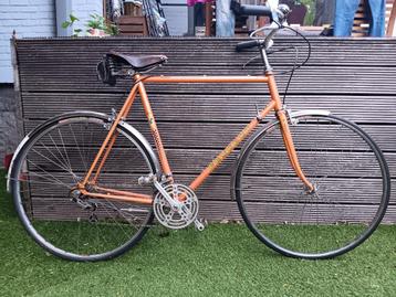 Vintage koers/herenfiets Peugeot beschikbaar voor biedingen