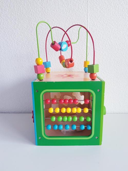 Dreamland - Cube d'activités en bois (boulier, puzzle, ...), Kinderen en Baby's, Speelgoed | Houten speelgoed, Zo goed als nieuw