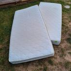 Matelas 2  1 personne GRATUITS, Maison & Meubles, Chambre à coucher | Matelas & Sommiers, Enlèvement, Utilisé