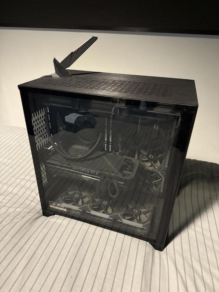Gaming PC 3080ti Ryzen 7 5800x, Computers en Software, Desktop Pc's, Zo goed als nieuw, 3 tot 4 Ghz, HDD, SSD, 32 GB, Met videokaart