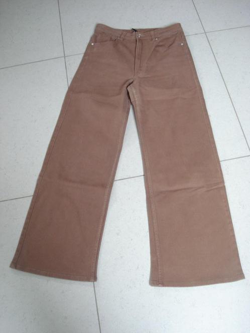 Divided bruine dunne jeansbroek, dames/meisjes. mt 40, Kleding | Dames, Broeken en Pantalons, Gedragen, Maat 38/40 (M), Bruin