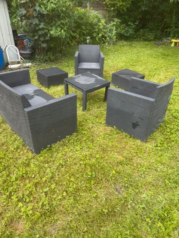 Allibert tuinmeubelen beschikbaar voor biedingen