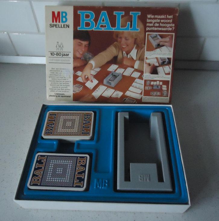 Vintage "BALI" van MB in prima staat !, Hobby & Loisirs créatifs, Jeux de société | Autre, Comme neuf, 1 ou 2 joueurs, Enlèvement ou Envoi
