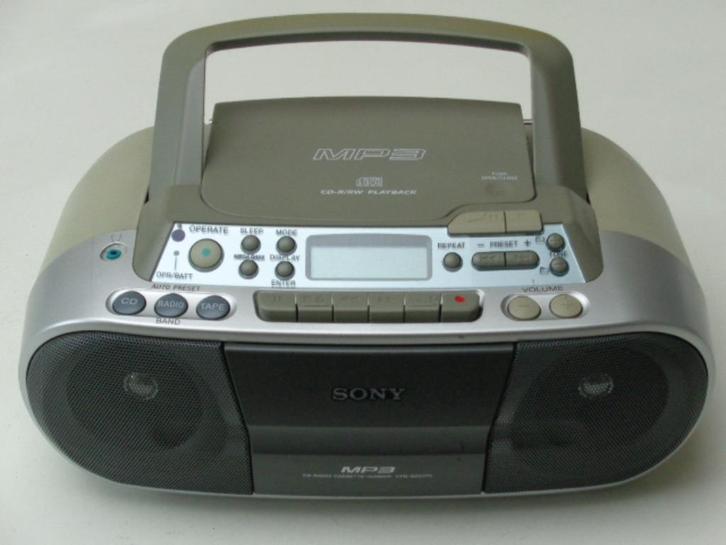 Stereo Radio - CD - Cassette Recorder SONY Model CFD-S03 CPL, Audio, Tv en Foto, Radio's, Gebruikt, Radio, Met cd-speler, Ophalen of Verzenden