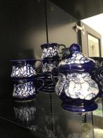 Koffie servies, Ophalen