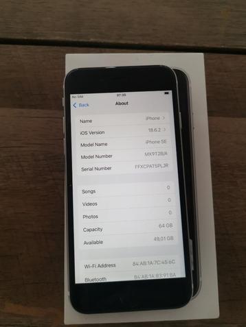 IPhone SE 2 état neuf  beschikbaar voor biedingen