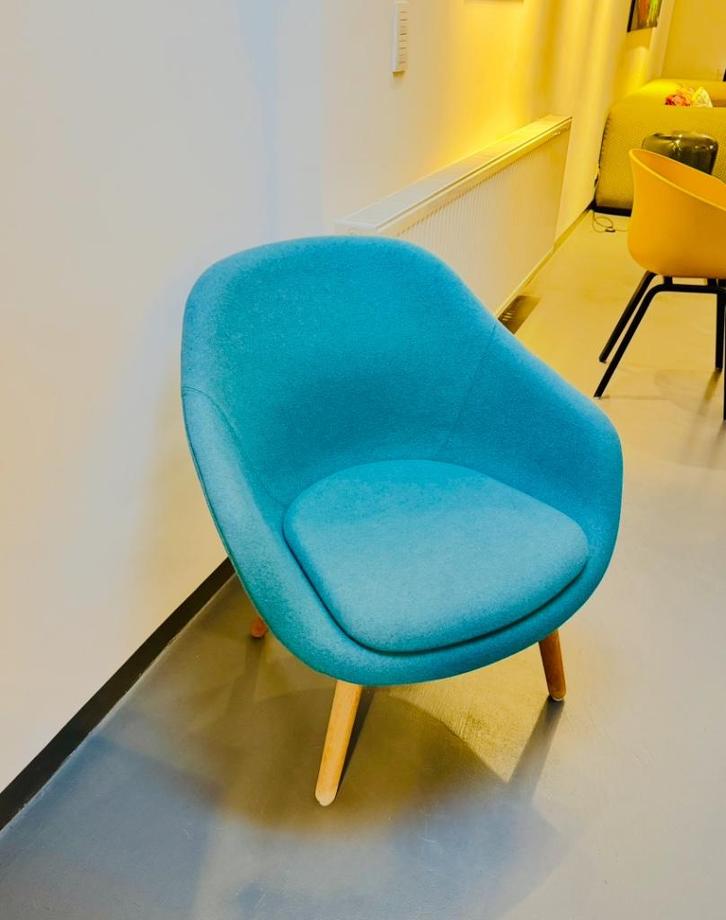 Fauteuil HAY, Huis en Inrichting, Fauteuils, Zo goed als nieuw, Stof, Ophalen