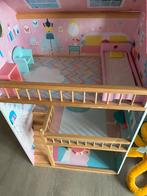 Maison de poupées (Barbie) en bois Janod, Enfants & Bébés, Comme neuf, Maison de poupées