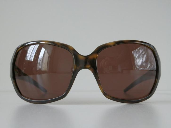 Dolce Gabbana zonnebril. D&G8018., Handtassen en Accessoires, Zonnebrillen en Brillen | Dames, Zo goed als nieuw, Zonnebril, Overige merken