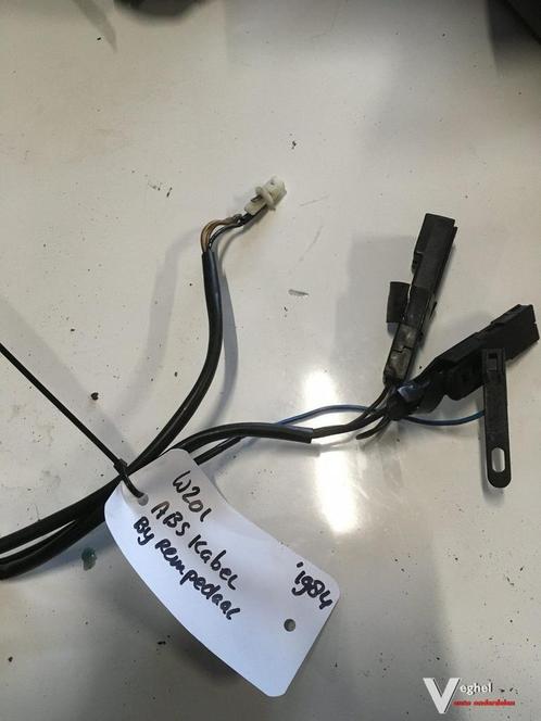 Mercedes w201 / 190 1983 ABS Kabel bij rempedaal, Auto-onderdelen, Remmen en Aandrijving, Gebruikt, Ophalen of Verzenden