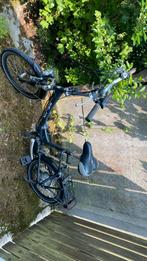 Elektrische plooifiets met werk aan., Fietsen en Brommers, Ophalen, Gebruikt, Totaal opvouwbaar, Versnellingen