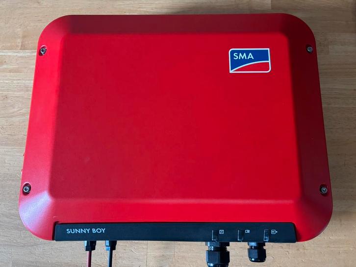 SMA sunnyboy mono omvormer SB1.5-VL40 + 5x PV paneel Qcell, Doe-het-zelf en Bouw, Zonnepanelen en Toebehoren, Zo goed als nieuw